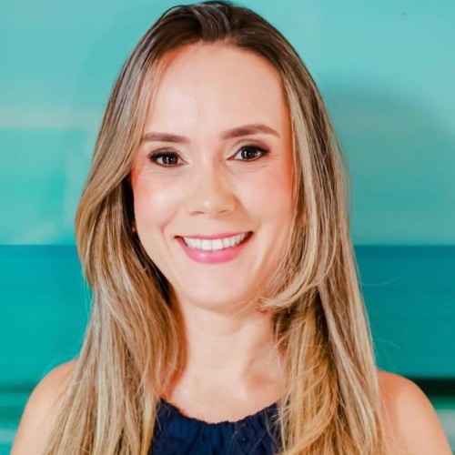 Fernanda Mateus Queiroz Schmidt